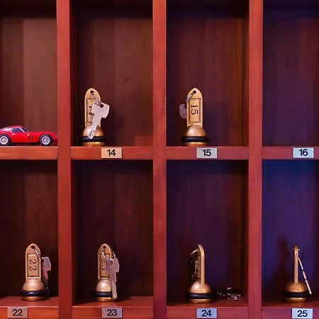 Отель Mediterraneo Пьяноро