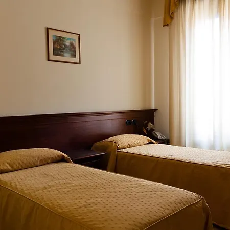 Отель Mediterraneo 3*