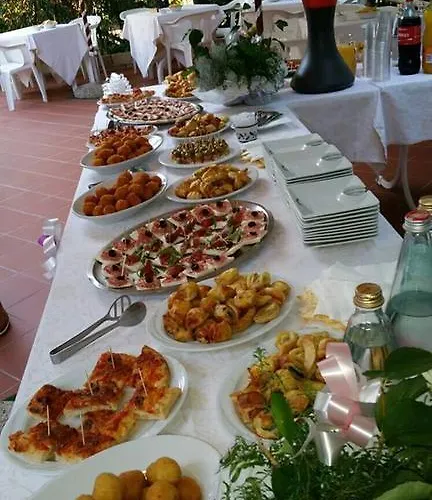 Mediterraneo מלון 3*