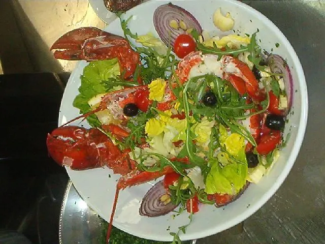 Mediterraneo מלון